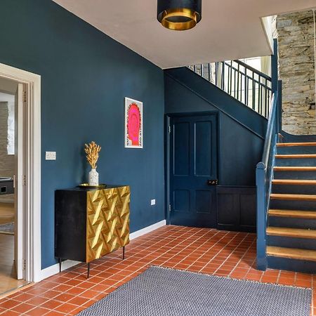 Finest Retreats - Luxury Converted Chapel With Hot Tub & Games Room Dinas Mawddwy Exteriér fotografie